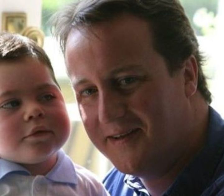 Lorddavidcameronwithsonivan